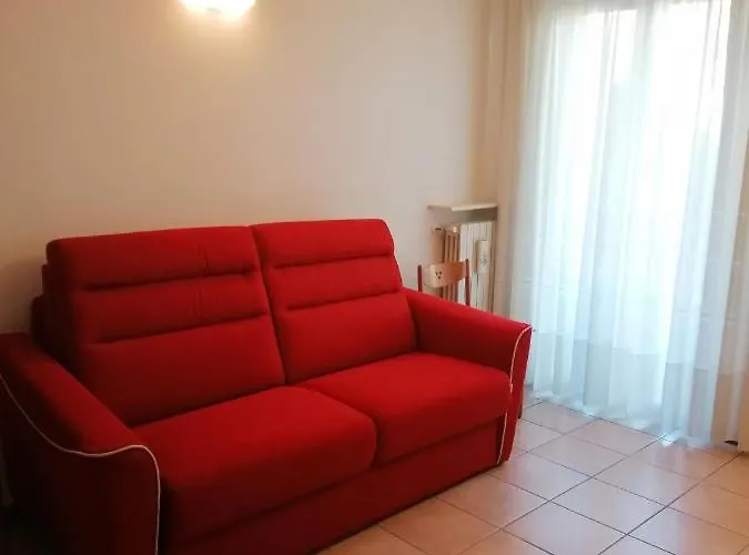 아파트 Incantevole Con Parcheggio Gratuito 티라노